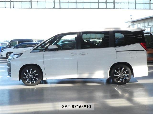Toyota NOAH 2024-01 212294-23