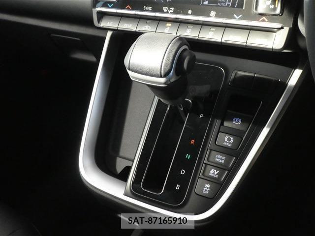 Toyota NOAH 2024-01 212294-8
