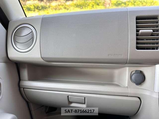 Suzuki EVERY WAGON 2008-07 221658-12