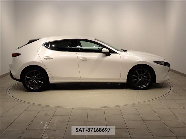 Mazda MAZDA3 2022-10 397202-29