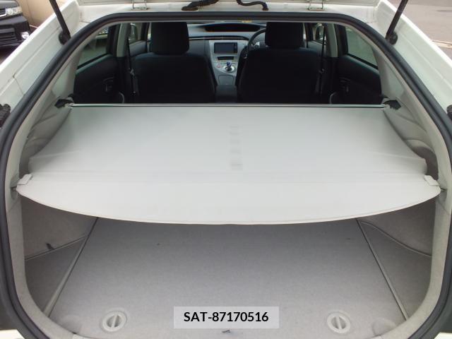 Toyota PRIUS 2013-09 201342-25