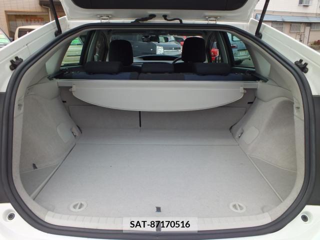Toyota PRIUS 2013-09 201342-23
