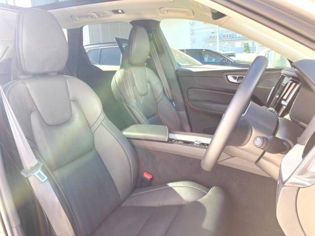 Volvo XC60 2020-11 192976-11