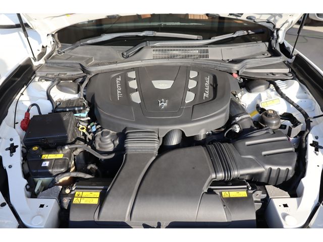 Maserati GHIBLI 2016-06 192837-26