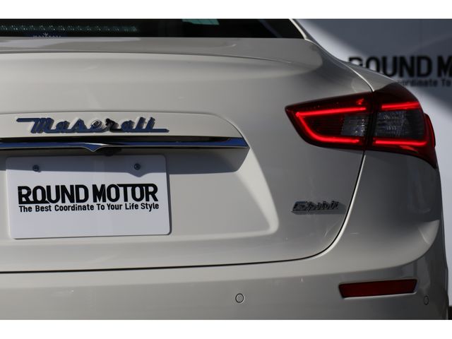 Maserati GHIBLI 2016-06 192837-7