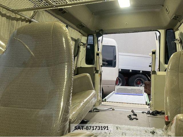 Toyota COASTER 2004-07 201072-5