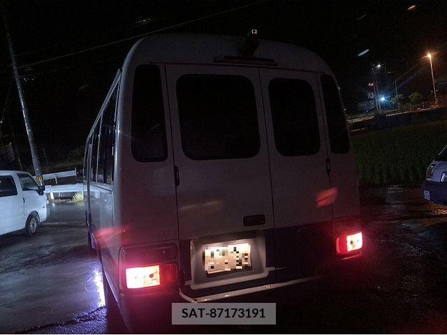 Toyota COASTER 2004-07 201072-20