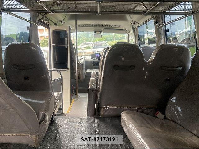 Toyota COASTER 2004-07 201072-11