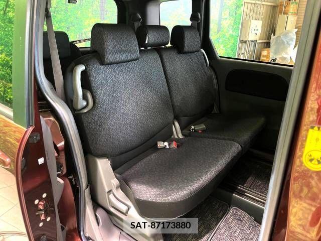 Toyota SIENTA 2015-02 211771-10