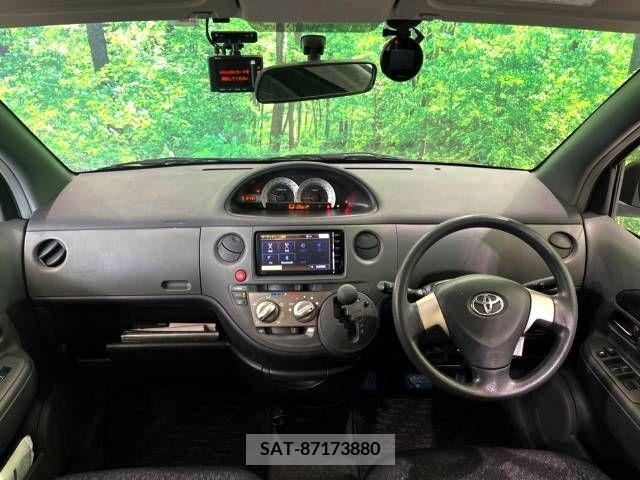 Toyota SIENTA 2015-02 211771-1