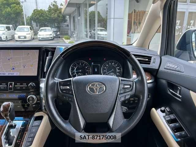 Toyota ALPHARD 2020-09 325552-2