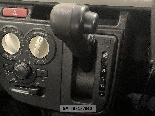 Mazda CAROL 2018-06 210561-19