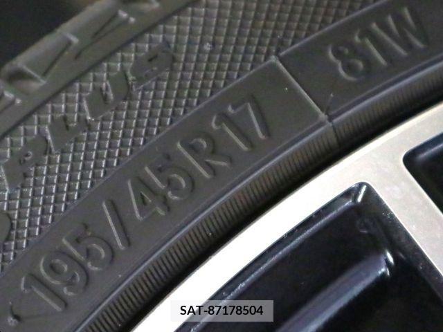 Toyota AQUA 2014-06 329708-23