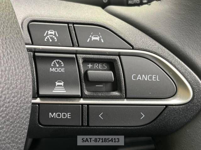 Toyota NOAH 2023-06 205524-5
