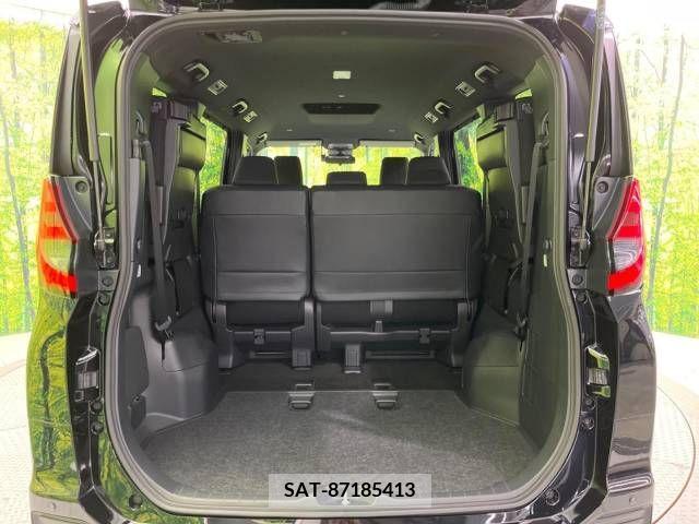 Toyota NOAH 2023-06 205524-12