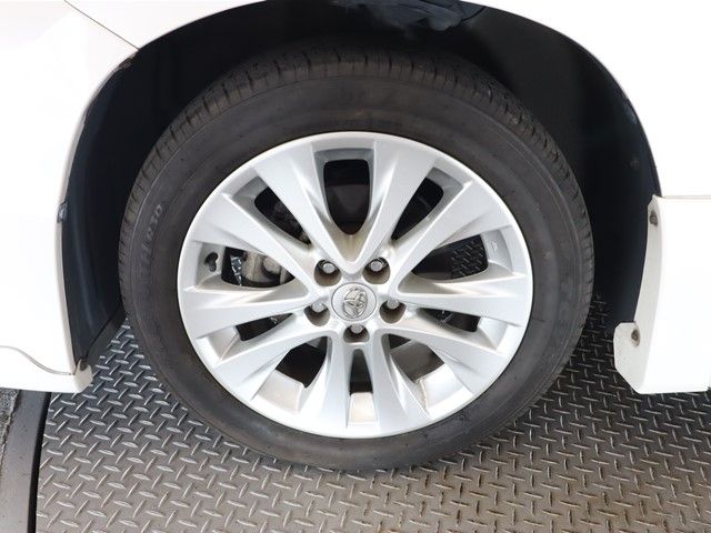 Toyota VELLFIRE 2010-11 189695-27