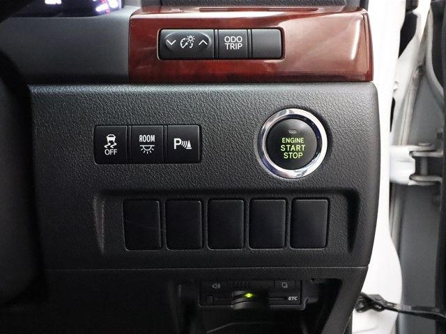 Toyota VELLFIRE 2010-11 189695-12