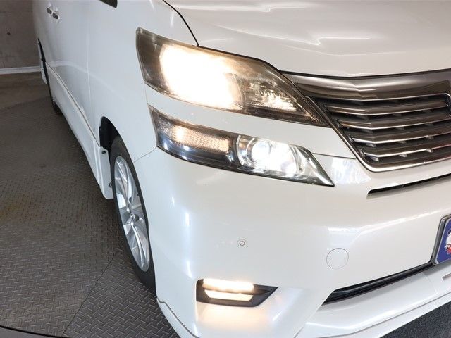 Toyota VELLFIRE 2010-11 189695-19