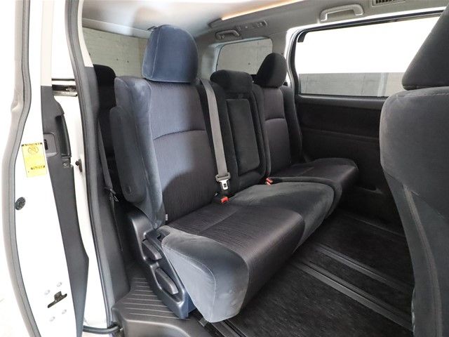 Toyota VELLFIRE 2010-11 189695-4