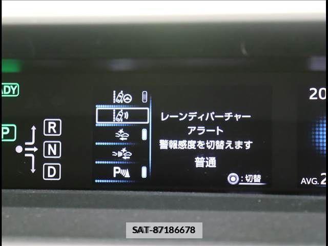 Toyota PRIUS 2016-01 281851-18