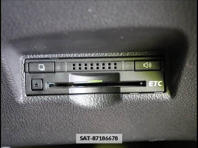 Toyota PRIUS 2016-01 281851-7