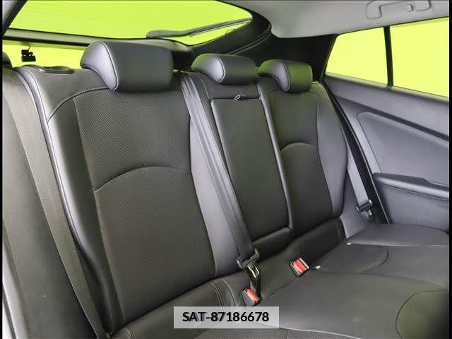 Toyota PRIUS 2016-01 281851-28
