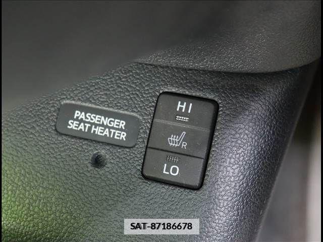 Toyota PRIUS 2016-01 281851-14