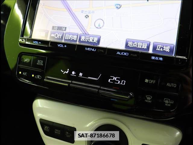 Toyota PRIUS 2016-01 281851-12