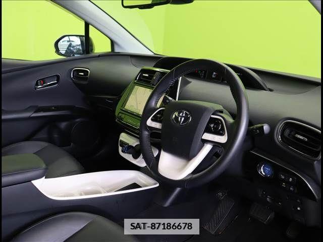 Toyota PRIUS 2016-01 281851-21