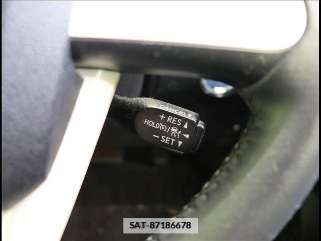 Toyota PRIUS 2016-01 281851-11