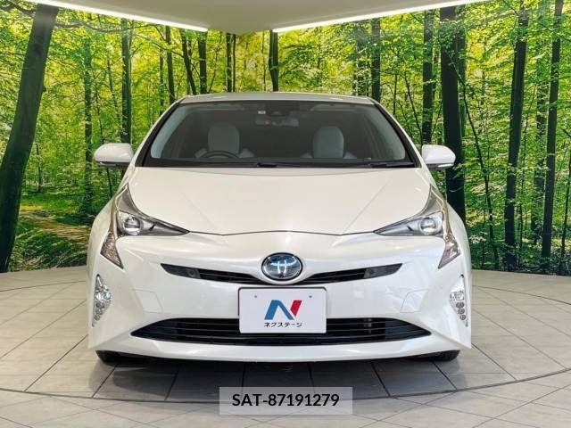Toyota PRIUS 2017-06 326504-14