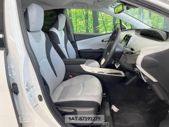 Toyota PRIUS 2017-06 326504-8