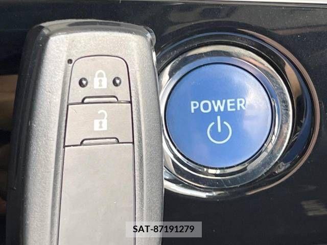 Toyota PRIUS 2017-06 326504-7