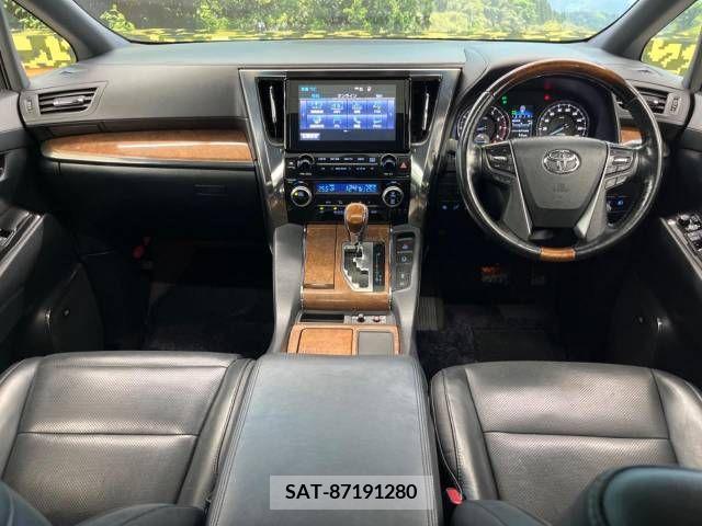Toyota ALPHARD 2017-06 347783-1