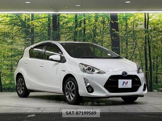 Toyota AQUA 2015-08 380509-15