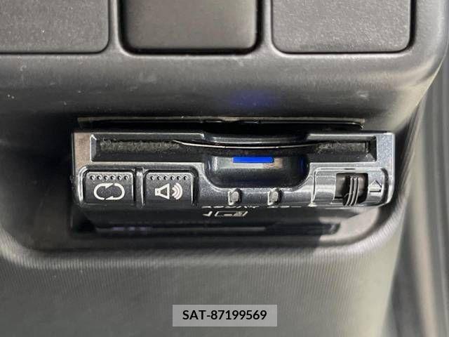 Toyota AQUA 2015-08 380509-5