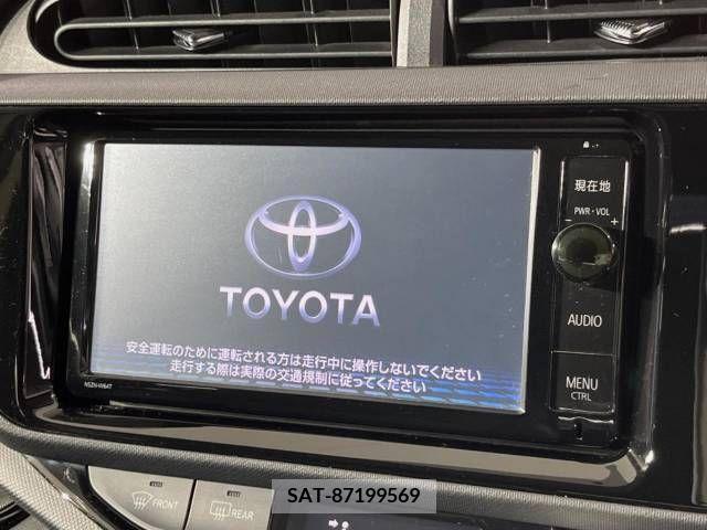 Toyota AQUA 2015-08 380509-2