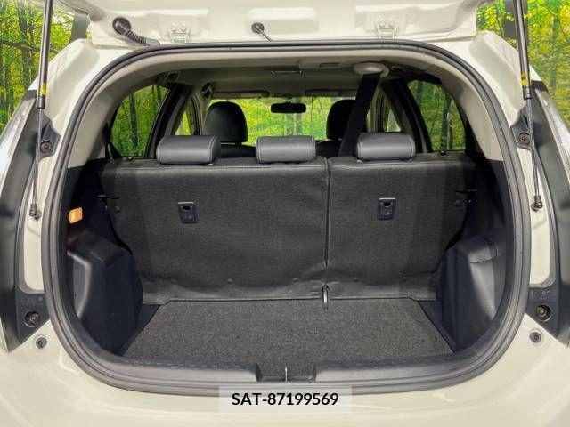 Toyota AQUA 2015-08 380509-10
