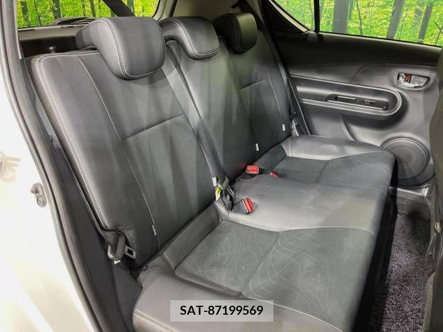 Toyota AQUA 2015-08 380509-9