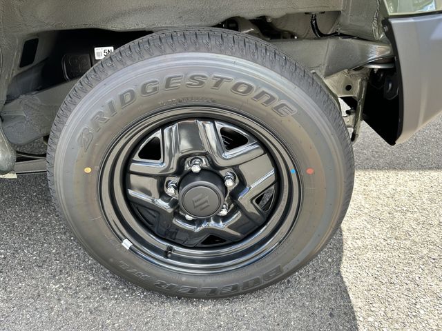 Suzuki JIMNY 2023-07 23996-5