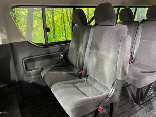 Toyota HIACE WAGON 2012-09 192084-7