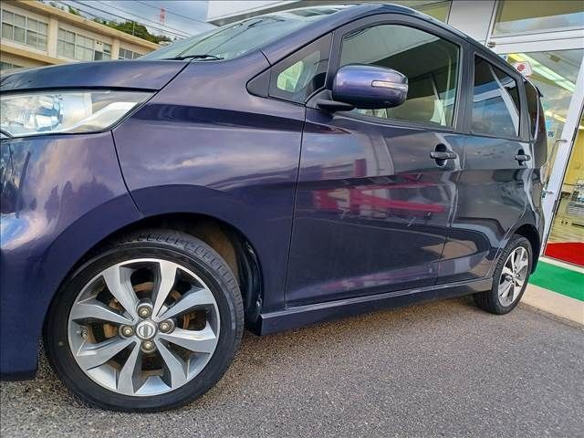Nissan DAYZ 2015-08 181010-28