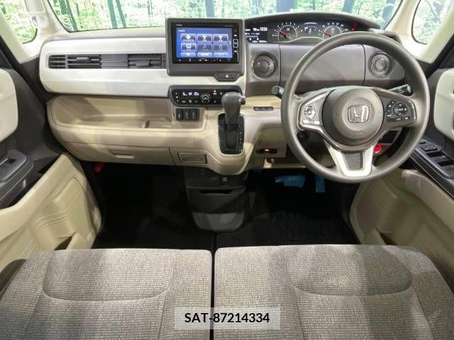 Honda N BOX 2019-06 373772-1