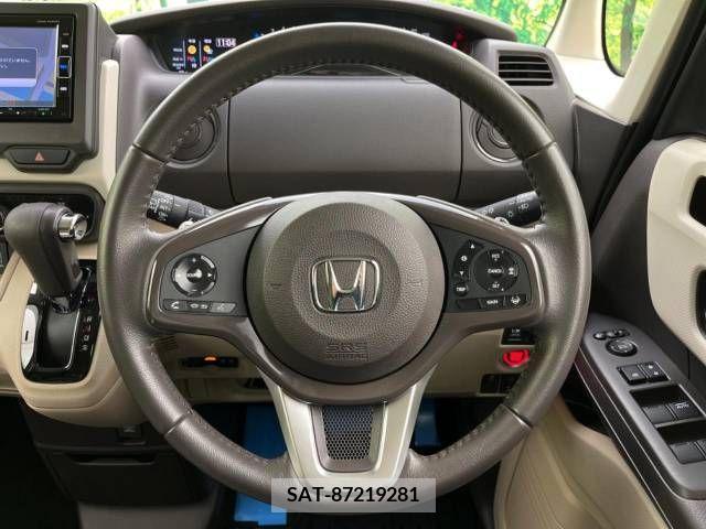 Honda N BOX 2019-03 241448-11