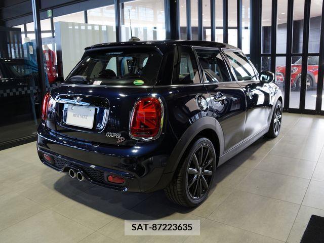 Bmw MINI 2021-01 212298-1