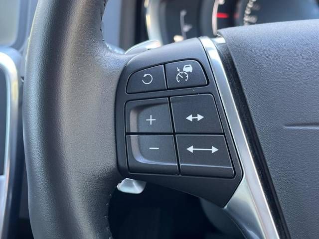 Volvo V60 2016-09 20661-9