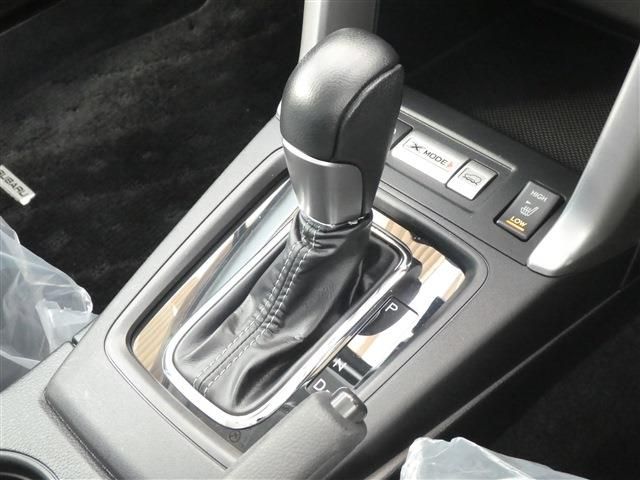 Subaru FORESTER 2014-03 10062-9