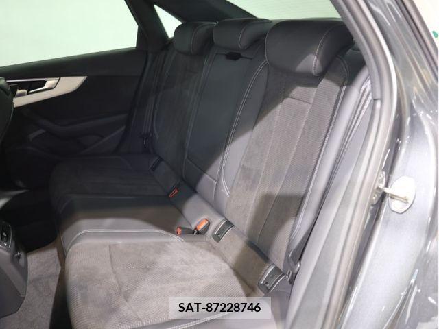 Audi A4 2021-04 317912-19