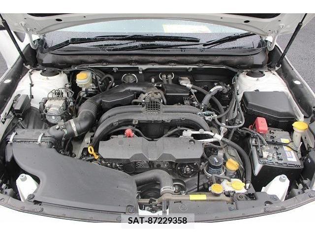 Subaru OUTBACK 2018-02 213674-17