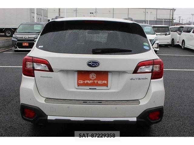 Subaru OUTBACK 2018-02 213674-7